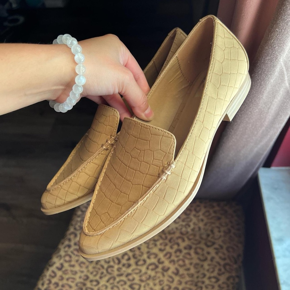 Dolce Vita Beige Crocodile Pattern Loafers